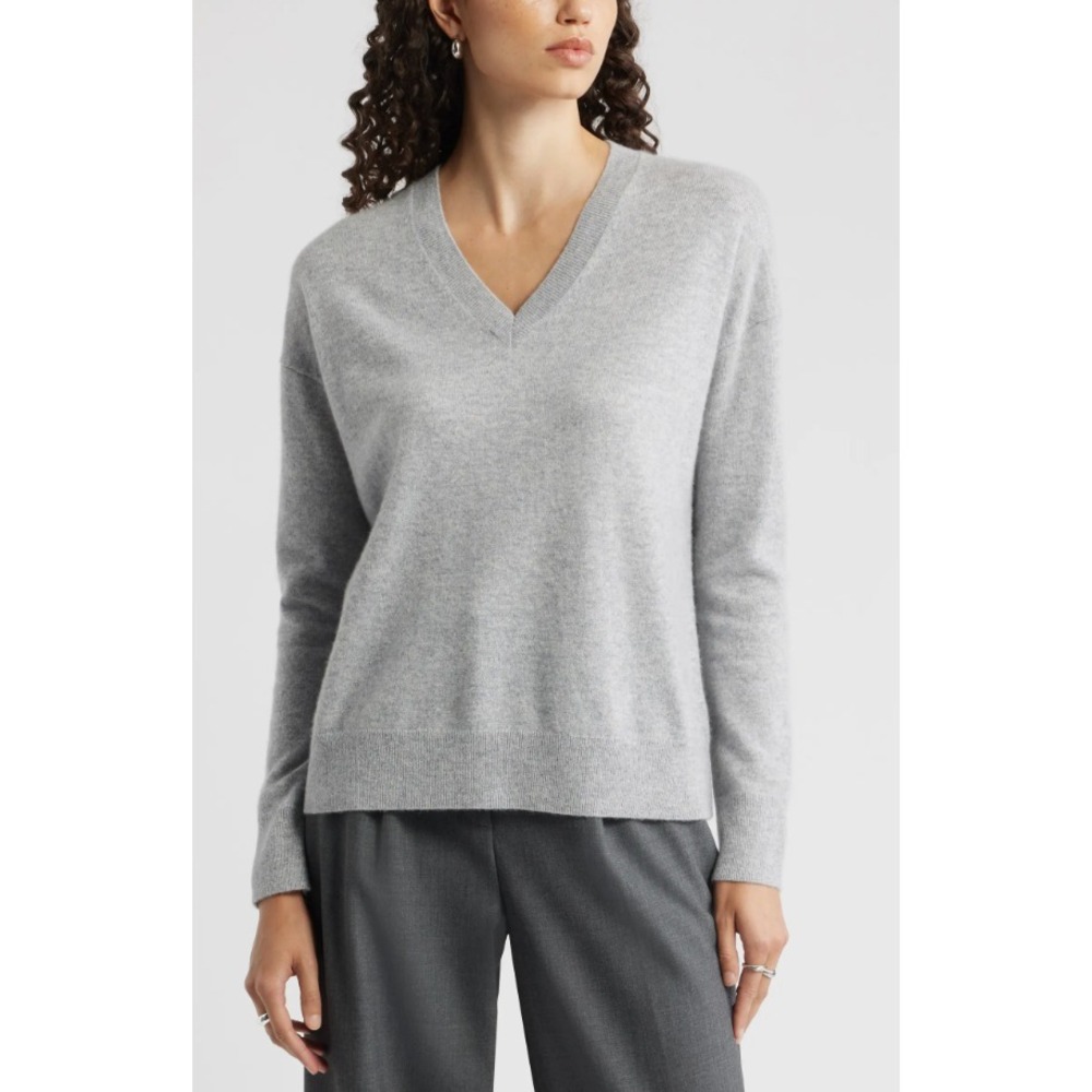 Nordstrom Signature %100 Cashmsere Sweater, size M
